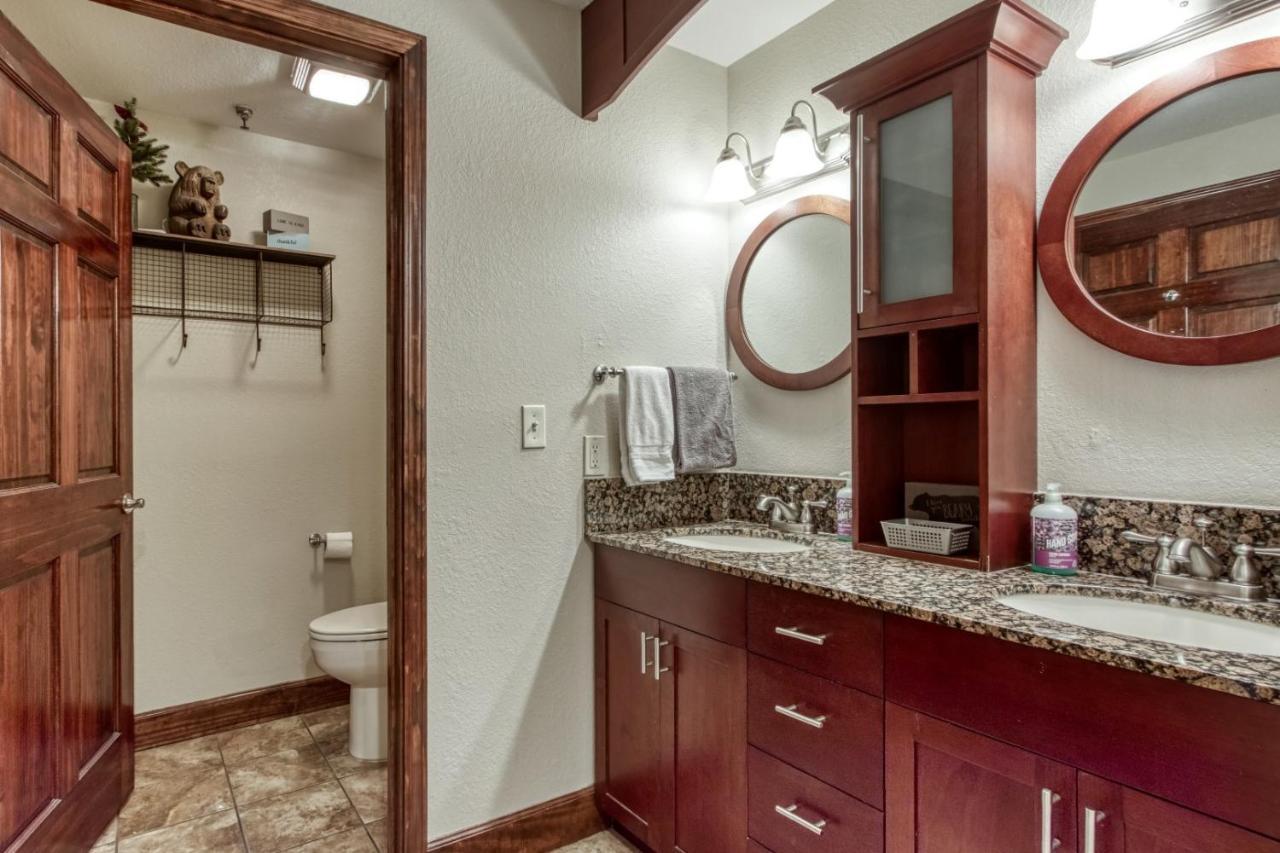 Gorgeous 2Bd 2Bth Condo With Mountain Views Pool Hot Tub Game Room Close To Parkway Pigeon Forge Buitenkant foto