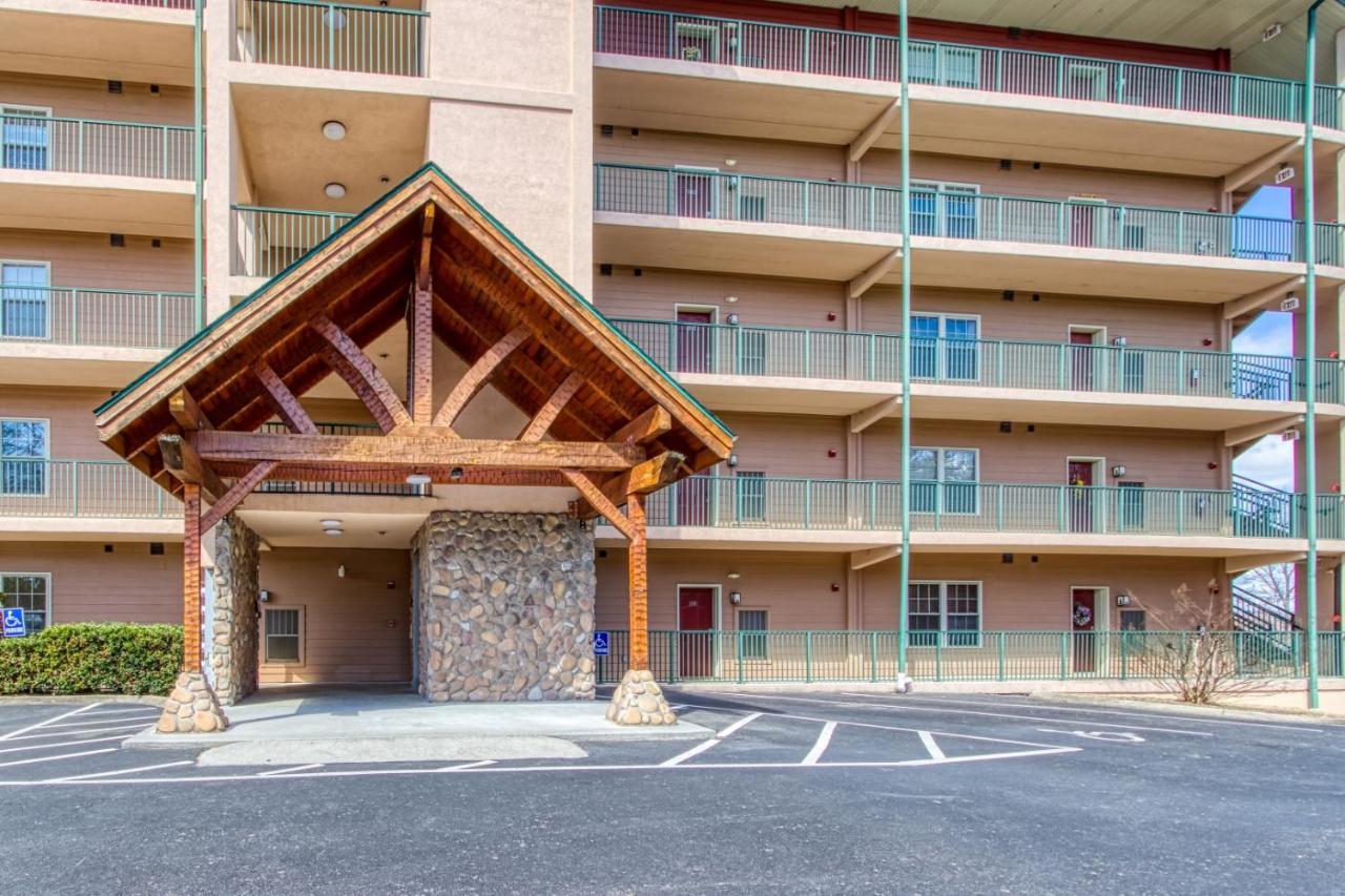 Gorgeous 2Bd 2Bth Condo With Mountain Views Pool Hot Tub Game Room Close To Parkway Pigeon Forge Buitenkant foto