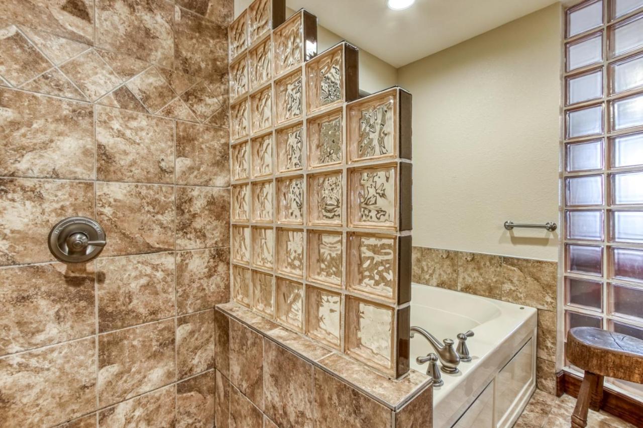 Gorgeous 2Bd 2Bth Condo With Mountain Views Pool Hot Tub Game Room Close To Parkway Pigeon Forge Buitenkant foto
